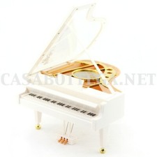 Pianoforte bianco con