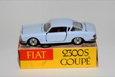 Mercury art, 23 Fiat 2300S