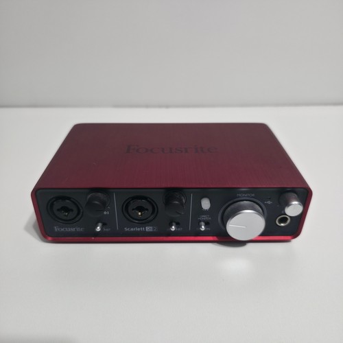 Focusrite scarlett 2i2 - focusrite,