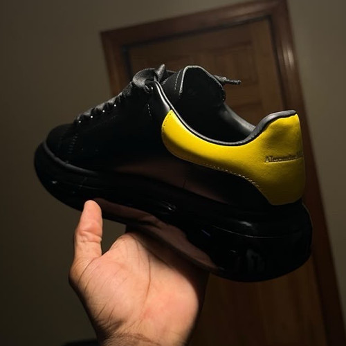Alexander mcqueen sneakers - mcqueen,