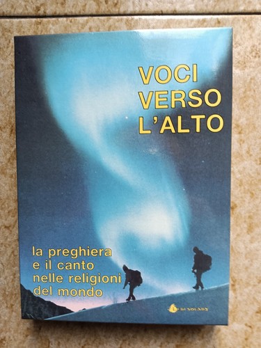 Voci verso alto - verso, e
