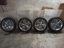 Set 4 gomme estive Hankook + cerchi 17″ Originali VW Sebring