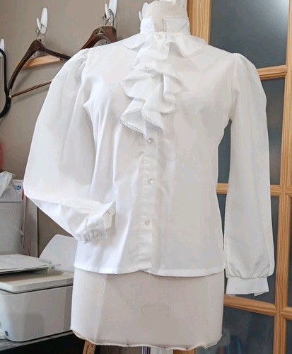 Camicetta vintage collo alto