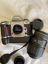 nikon f80+ sigma 70/210 APO macro con paraluce + winder nikon mb16