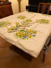 Meravigliosa tovaglia con 6
