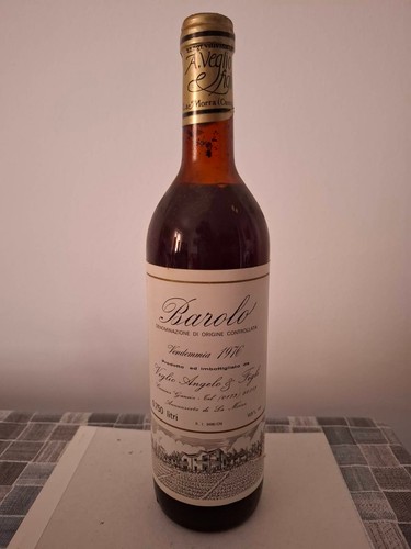Bottiglia vino barolo - vino, anno