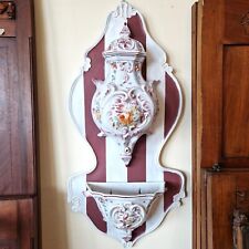 Acquasantiera in ceramica