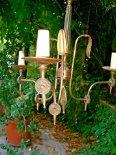 Vecchio grazioso lampadario - vecchio,