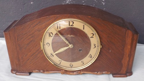 Vecchio orologio tavolo - da,