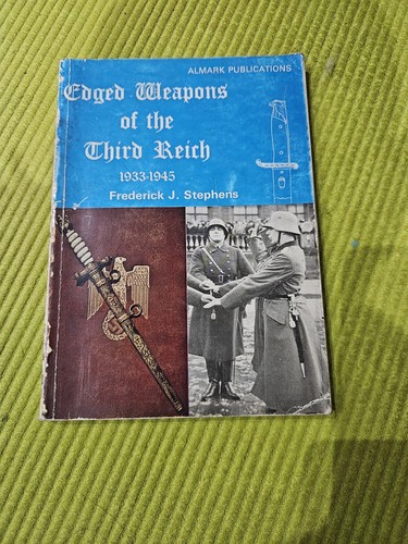 Ww2 libro armi bianche edged - ww2,