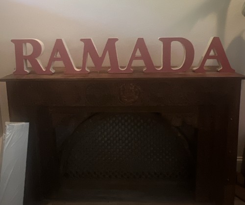 Vintage hotel ramada inn - hotel, sign