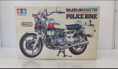 Tamiya suzuki gsx750 - 1/12,
