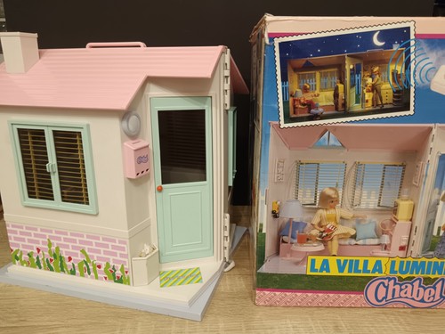 Casa villa luminosa - , muñeca