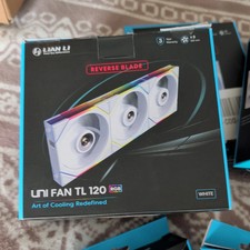 120 mm Lian Li UNI FAN TL