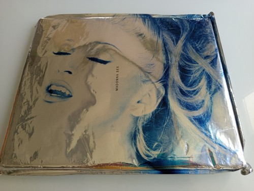 Madonna french book edition - book,