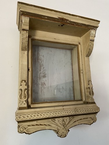 Antica vetrina teca