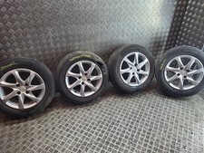 SET 4 CERCHI IN LEGA E PNEUMATICI 185/65R15 PEUGEOT 208 2014 15 POLLICI