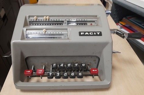 Calcolatrice meccanica facit - meccanica,