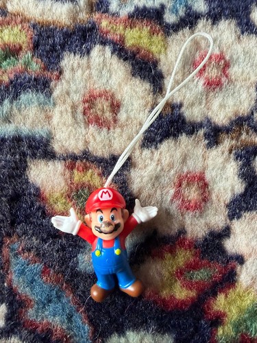 Super mario kinder joy 2024 - super,