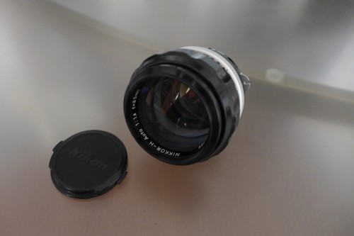 Nikon nikkor f 1 8 - mm, f/1.8