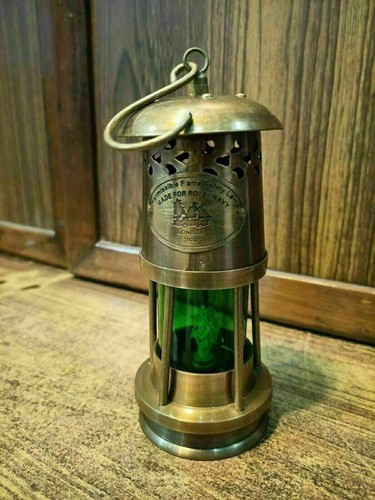 Lampada vintage nuova fatta - , a