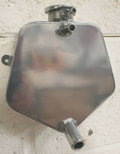 Serbatoio testata pentangolare
