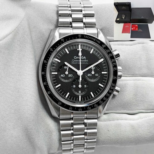 Omega speedmaster moonwatch - omega,