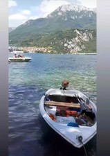 Barca in vetroresina 3,6 m tenuta benissimo