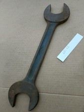 Enorme Antica Chiave Inglese