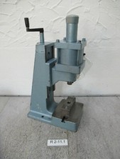 Mäder Pneumatica Pressa