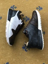 Louis Vuitton Scarpe da