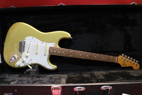 Fender japan 40th anniversary - fender,