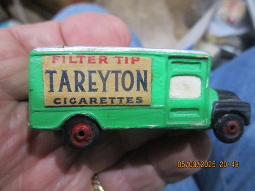 Tareyton cigarettes giocattolo - tareyton,
