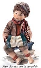 Statua di  bambino con