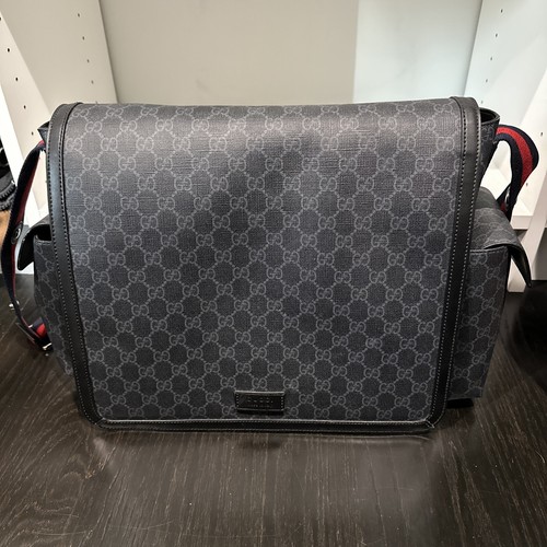 Authentic gucci supreme - authentic, gg