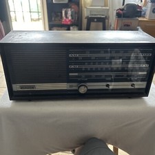 Vintage GRUNDIG AM/FM Solid
