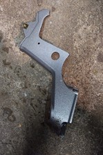 Benelli TNT 1130 / TREK 899-1130 Supporto carena / supporto faro sinistro