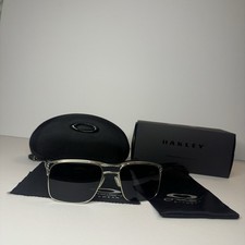 Oakley Holbrook TI