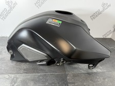 Carena surround coperchio