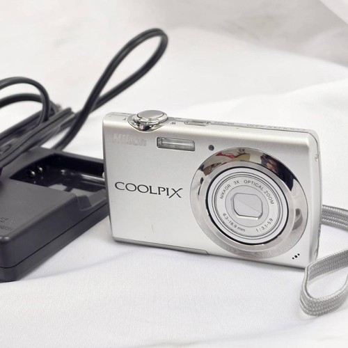 Nikon coolpix s220 silver - s220,