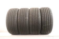 Gomme Momo Top Run 215 40 17