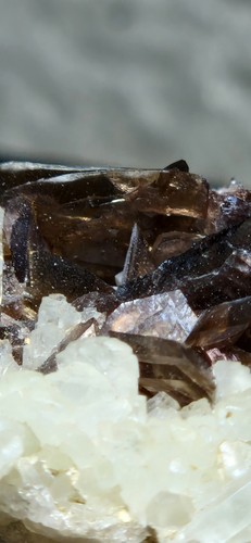 Minerale axinite cristalli - minerale@,