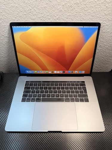 Apple macbook pro 2017 - macbook, i7
