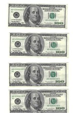 quattro banconote da 100