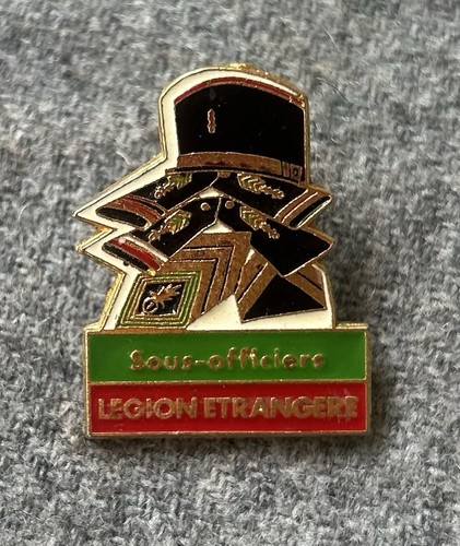 Pin pins sous officiers - pin’s,