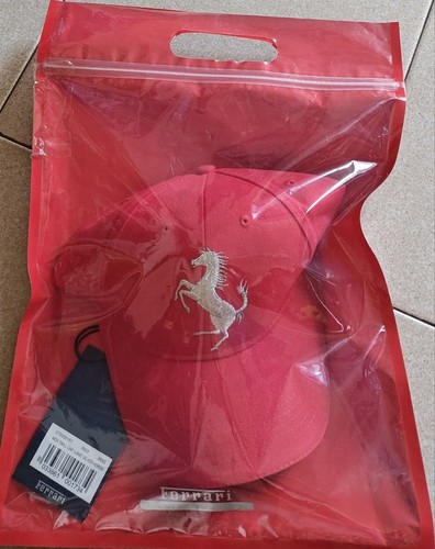 Ferrari store cappellino rosso - store,