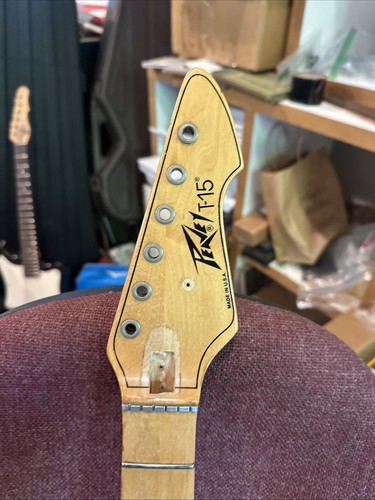 Collo per chitarra elettrica