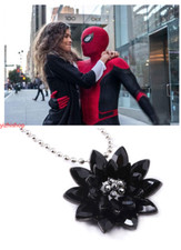 Collana con ciondolo