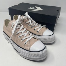 Converse Women’s Chuck