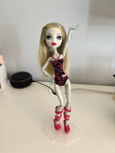 Monster high dance - high,